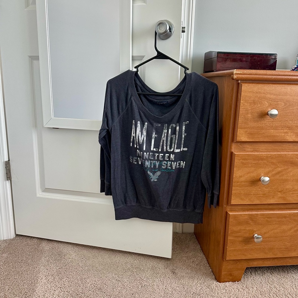 Medium American Eagle top